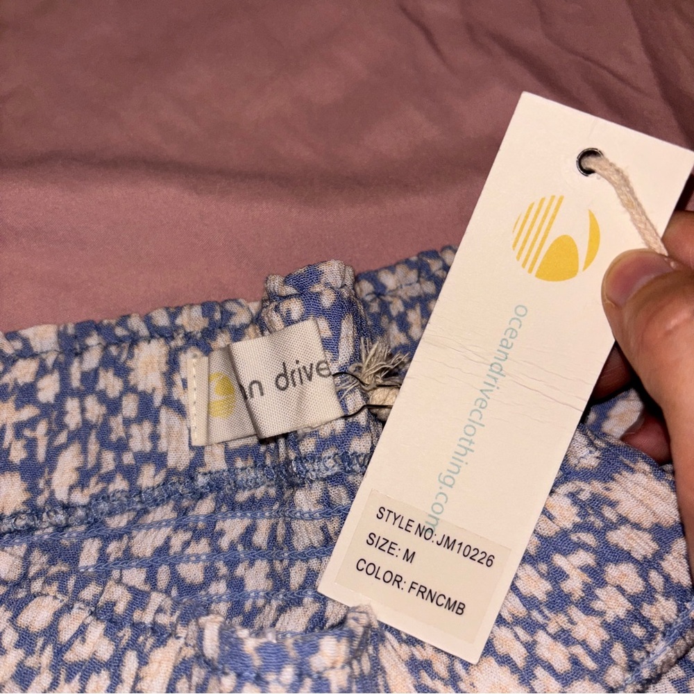 5/$25 Blue and White Skirt - Picture 2 of 3